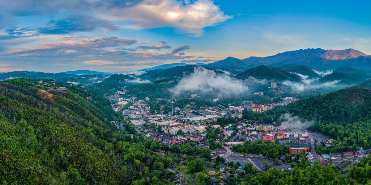 Gatliburg-weather-shutterstock.jpg