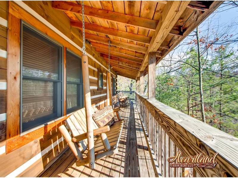 2-Pet-Friendly-Cabins-Near-Gatlinburg-TN-with-Private-Settings.jpg