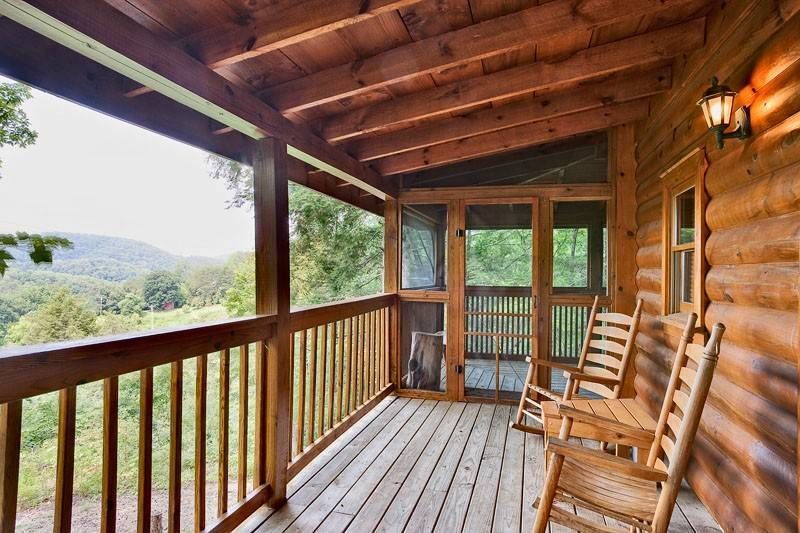 8-Private-Cabins-Between-Gatlinburg-and-Pigeon-Forge-with-Mountain-Views.jpg