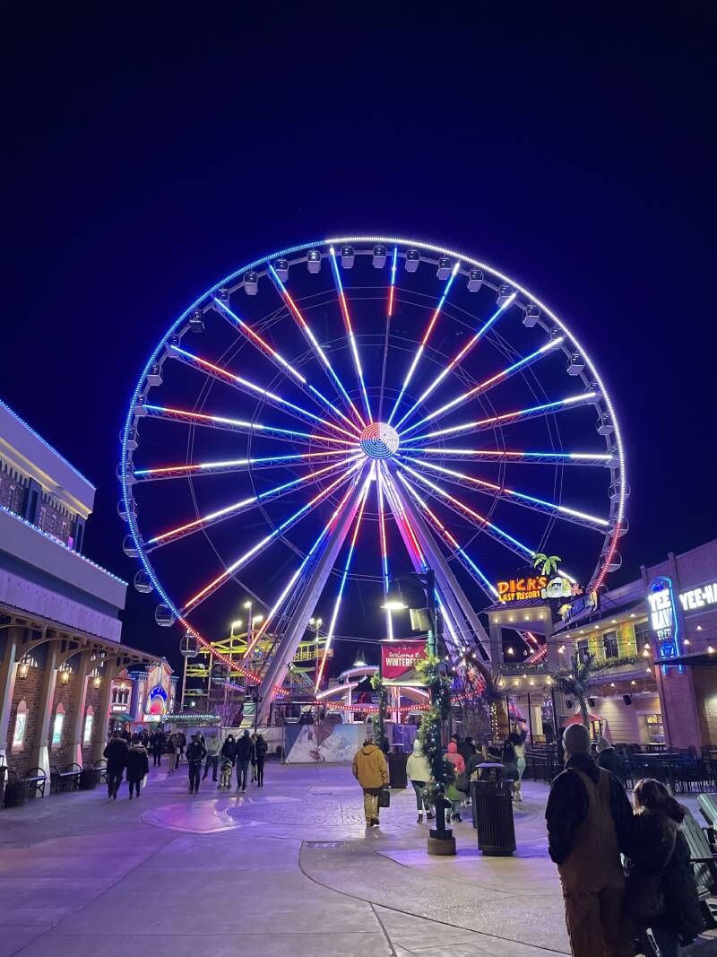 Blythe-Punke-HCR_March-2022_Blog-8_The-Great-Smoky-Mountain-Wheel_Photo-Credit_Blythe-Punke.jpg